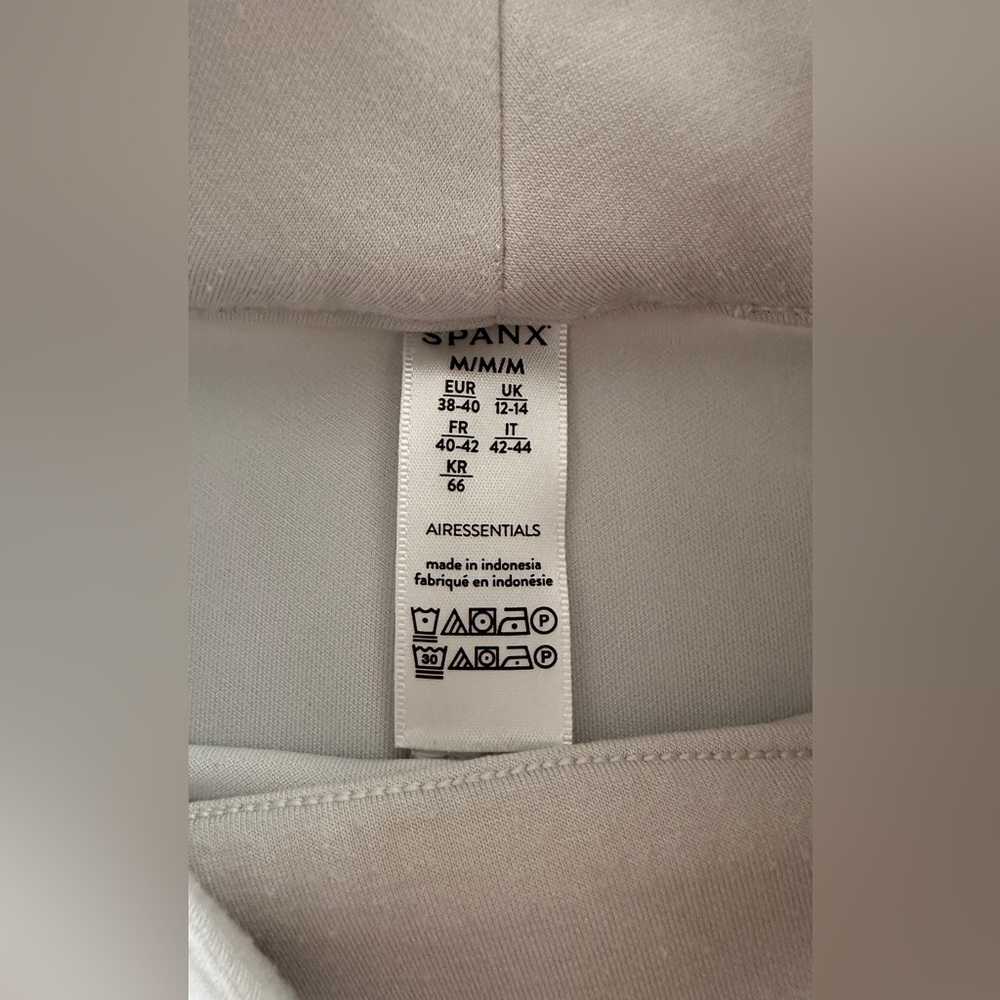 Spanx AirEssentials Mock Neck Dress • White Cloud size medium - Picture 7 of 12